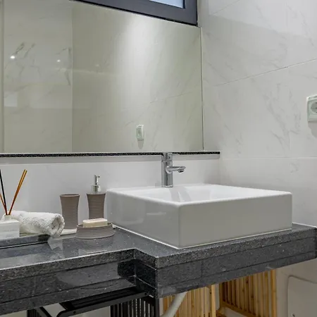 Lux Mare By Your Key Madeira Apartman *